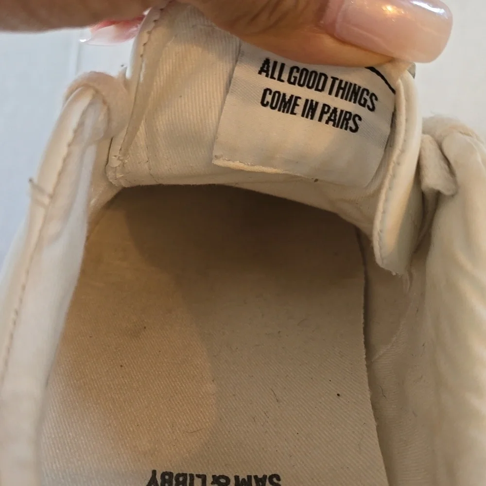 Sam & Libby Women's Casual Addie Sport Sneakers White Size 7.5